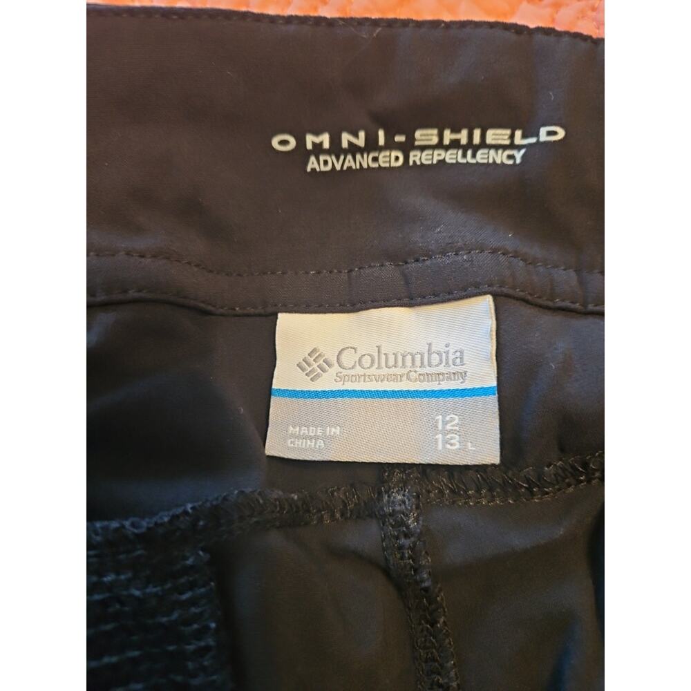 Columbia Women's 12/13 Cropped Pants Lightweight Black Polyester Omni-Shield - Picture 6 of 6